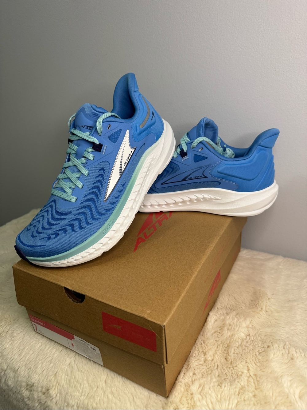 Altra Women's Torin 7 Sneaker